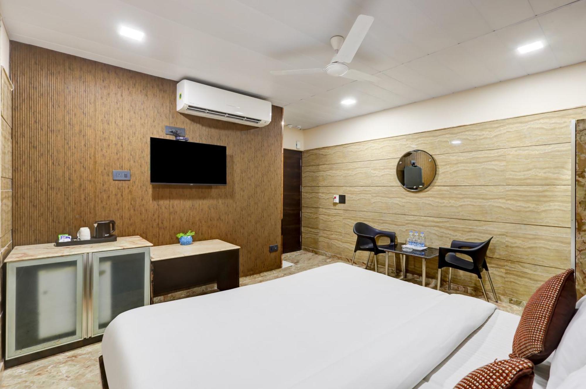 Hotel Singh Palace Delhi  Buitenkant foto